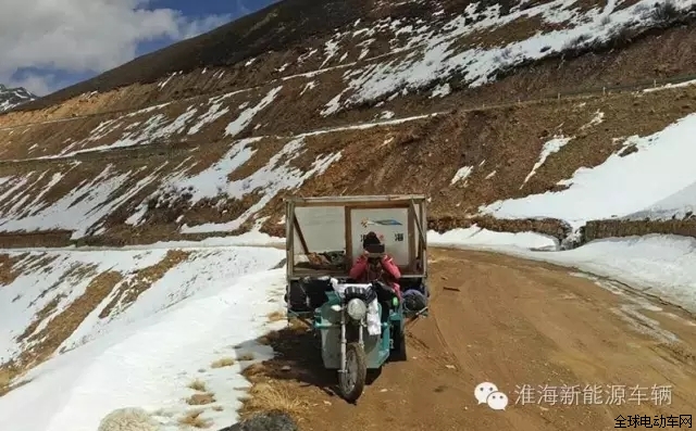 騎著淮海車，硬闖滇藏線、青藏線、川藏線、新藏線